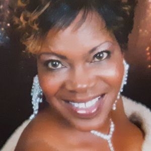 Meet your Posher, Delnora